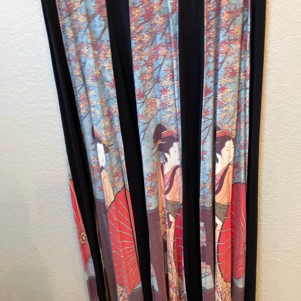 Eastern Serenity Black Red Geisha Print Flowy Stretchy Maxi Skirt | Medium - Picture 4 of 8